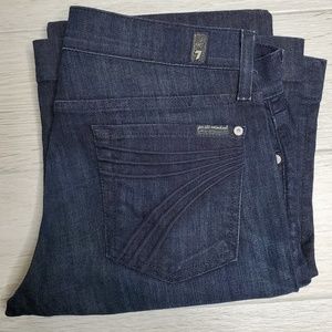 7 For All Mankind Jeans - •7FAM• Dojo Flare Leg Dark Wash Jean Sz 30. 7 For All Mankind Jeans - •7FAM• Dojo Flare Leg Dark Wash Jean Sz 30.